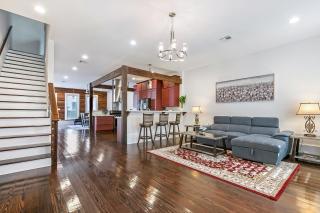 Spacious Loft-Style 3BR Townhouse by Hosteeva - New Orleans - 0