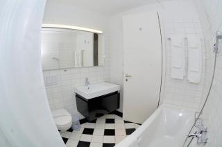 Stylish 1BR near lake and Opera - Flower 52 - Zurigo - 1
