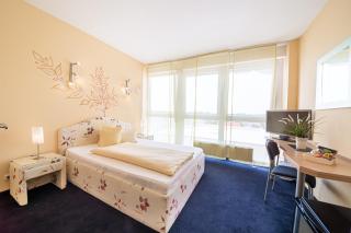 Europa Hotel Garni free parking - 0