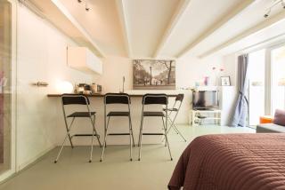 Quiet apartment for 4 at park in center - 6