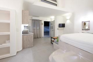 Santoterra Antigua Suites - 6