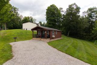 The Cayo Cabin, Millersburg Ohio - Millersburg - 8