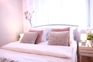 Chill & Explore by Cooee Apartments - Warsaw - 3