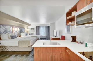 Executive Residency by Best Western Navigator Inn & Suites - Everett - 6