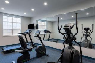 Microtel Inn & Suites by Wyndham Niagara Falls - Niagara Falls - 8