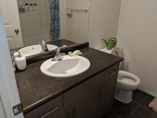 The Home Sweet Home - Winnipeg - 9