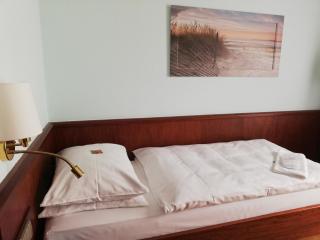Leine Hotel - Pattensen - 7