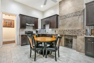 Stylish 4BR condo in Downtown by Hosteeva - New Orleans - 9