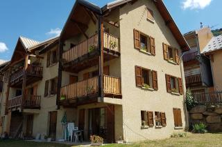 Apartment on the ground floor in Le Chazelet facing the Meije & its glacier - La Grave - 3