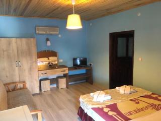 Assos Kadirga Hotel - Behramkale - 3