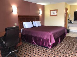 Americas Best Value Inn-Indianola - Indianola - 6