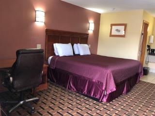 Americas Best Value Inn-Indianola - Indianola - 7