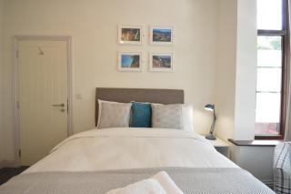 Lexicon House - 4 bedrooms 3 bathrooms - 8