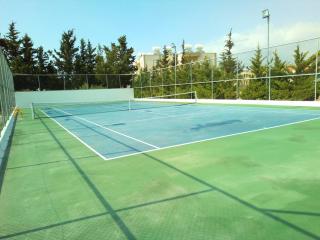 6 bdr villa with TENNIS COURT - 6