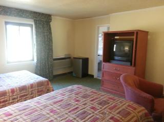 Budget Inn & Suites - Wall Township - 7