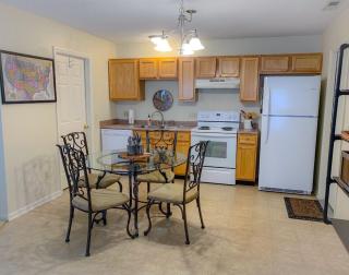 A.O. Bungalow - Modern Attached Home - Monroe - 5