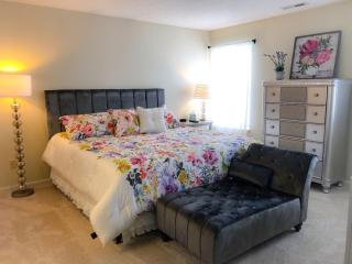 A.O. Bungalow - Modern Attached Home - Monroe - 1