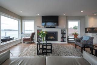 *10 Mile Point Stunning Oceanfront - Victoria - 5