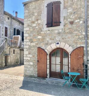 Ruoms Petite Maison 3* centre-village - Ruoms - 1
