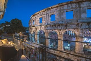 Arena & Seaview Luxurious Residence - Pula - 0
