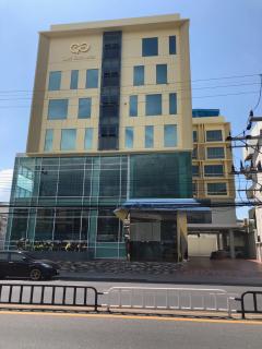 โรงแรมโกลว์ รัตนา เพลส - 9