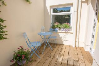 Ninety Seven - Holywood - 2