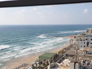 GK Apartment Delight - Bat Yam - 9