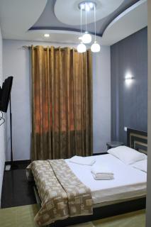 GOLDEN SECONDS Hotel - 9