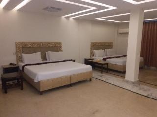 Hotel Mayfair - Lahore - 6
