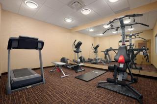Days Inn & Suites by Wyndham Winnipeg Airport Manitoba - 4