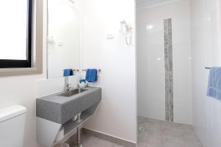 Reef Gardens Motel - Proserpine - 6