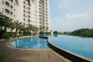 Furnished Studio No Kitchen Apartment Mustika Golf Residence By Travelio - Bekasi - 4