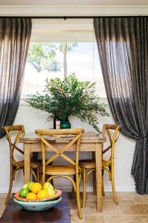 Rosby Guesthouse and Studio - Eurunderee - 3