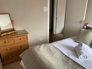 The Courtyard 2 Bedroom Apartments in Central Windsor with Parking - 2