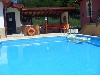 The Pink House - Polkovnik Serafimovo - 0