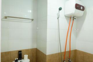 Comfortable Fully Furnished Studio Green Pramuka City Apartment By Travelio - 4