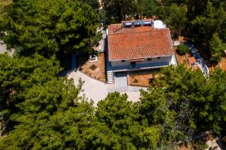 Ktima Fabiatos - Skala - 9