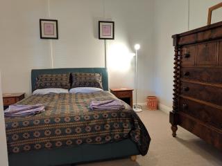 Walnut Cottage - 2 bedroom pet friendly country cottage - Bridgetown - 9
