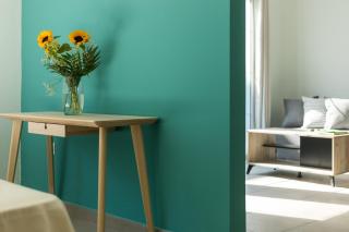 Local Hostel & Suites - 9