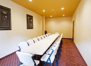 Garden Inn Hotel - Union City - 2