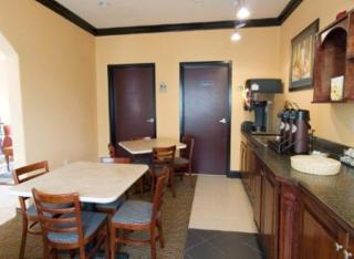 Garden Inn Hotel - 1
