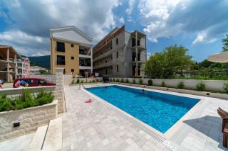 Apartment D - 8