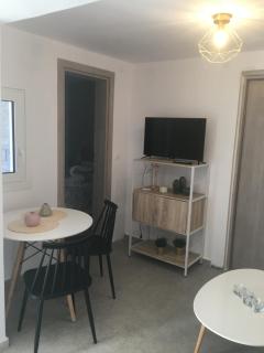 Villakia Katerina - Leipsoi - 1