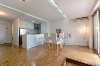 Light and bright apartment in central Valencia - Valência - 1