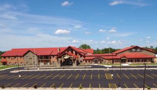The Lodge at Mauston - Mauston - 9