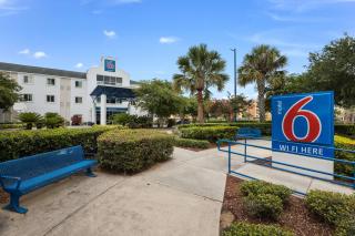 Motel 6-Orlando, FL - International Dr - Orlando - 3