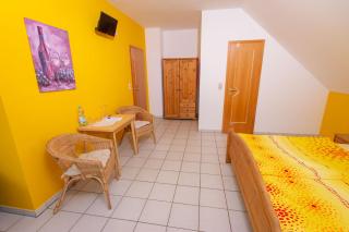 Weingut Christian Bucher - 1