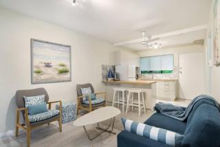 A cozy Palm Cove unit 3 with a private garden - Palm Cove - 0
