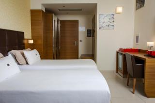 Aqua Hotel - 1