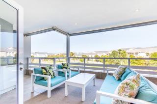 Trendy Get-Away On The Canals, Thesen Islands - Knysna - 9